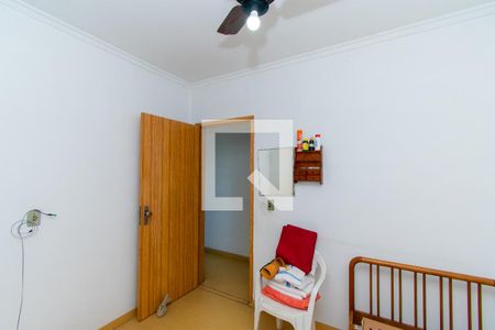 Casa à venda com 200m², 3 quartos e 6 vagas Casa à venda com 200m², 3 quartos e 6 vagasQuarto 2