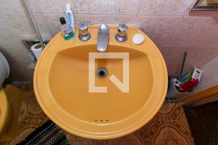 Casa à venda com 200m², 3 quartos e 6 vagas Casa à venda com 200m², 3 quartos e 6 vagasBanheiro 1