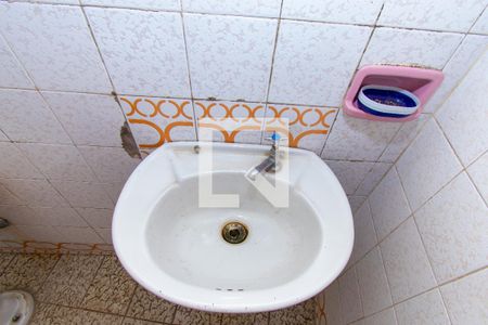 Casa à venda com 200m², 3 quartos e 6 vagas Casa à venda com 200m², 3 quartos e 6 vagasLavabo de Serviço