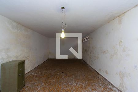 Casa à venda com 200m², 3 quartos e 6 vagas Casa à venda com 200m², 3 quartos e 6 vagasSalão