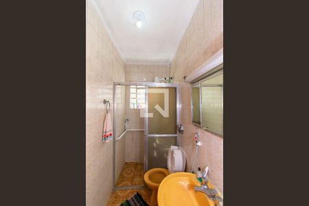 Casa à venda com 200m², 3 quartos e 6 vagas Casa à venda com 200m², 3 quartos e 6 vagasBanheiro 1