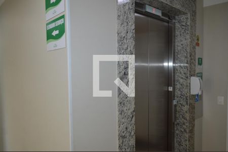 Apartamento à venda com 40m², 2 quartos e sem vagaElevador