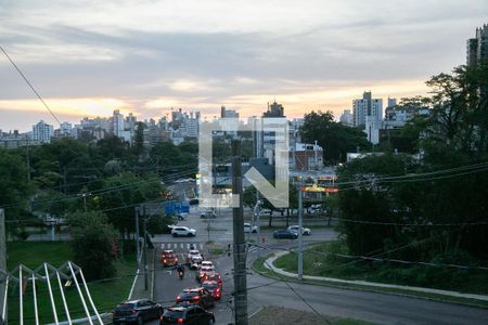 Vista da Sala de apartamento à venda com 3 quartos, 70m² em Petrópolis, Porto Alegre