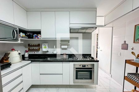 Apartamento à venda com 82m², 3 quartos e 2 vagasCozinha