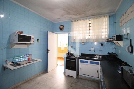 Casa à venda com 360m², 4 quartos e 8 vagasSala de Jantar e Cozinha