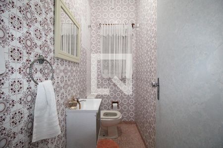 Casa à venda com 360m², 4 quartos e 8 vagasLavabo