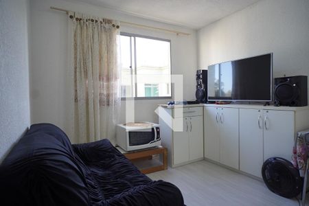 Sala de apartamento para alugar com 2 quartos, 50m² em Mário Quintana, Porto Alegre