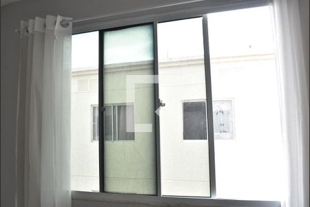Janela da Sala de apartamento para alugar com 2 quartos, 43m² em Campo Grande, Rio de Janeiro