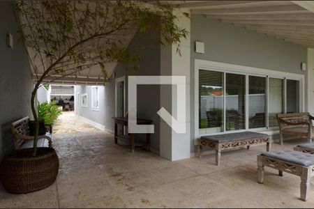 Casa de condomínio à venda com 474m², 5 quartos e 4 vagasVaranda