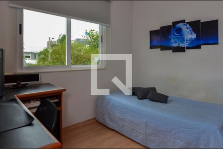 Casa de condomínio à venda com 474m², 5 quartos e 4 vagasQuarto 2