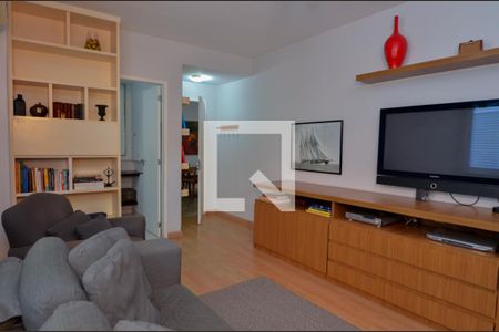 Casa de condomínio à venda com 474m², 5 quartos e 4 vagasSuite 1