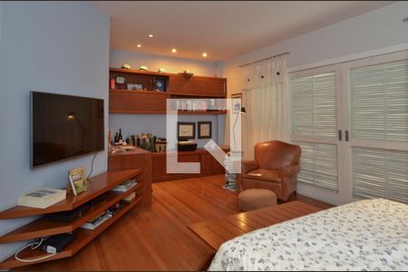 Casa de condomínio à venda com 474m², 5 quartos e 4 vagasSuite 3