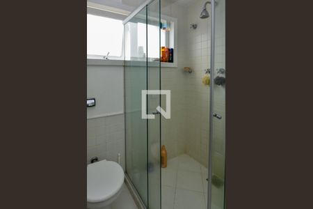 Casa de condomínio à venda com 474m², 5 quartos e 4 vagasBanheiro da Suíte 2