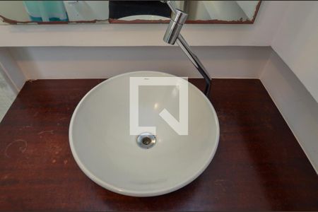 Casa de condomínio à venda com 474m², 5 quartos e 4 vagasBanheiro da Suíte 1