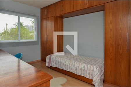 Casa de condomínio à venda com 474m², 5 quartos e 4 vagasQuarto 1