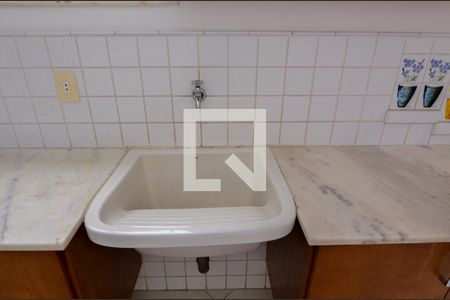 Casa de condomínio à venda com 474m², 5 quartos e 4 vagasÁrea de Serviço