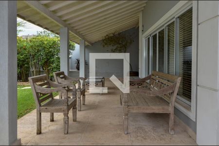 Casa de condomínio à venda com 474m², 5 quartos e 4 vagasVaranda