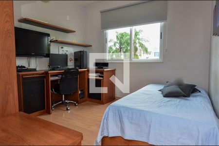 Casa de condomínio à venda com 474m², 5 quartos e 4 vagasQuarto 2