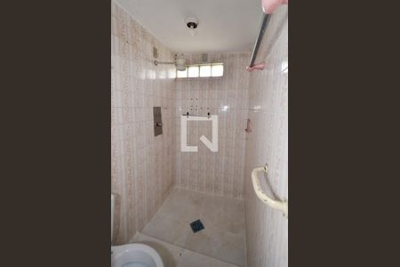 Casa à venda com 360m², 3 quartos e 1 vagaBanheiro serviço