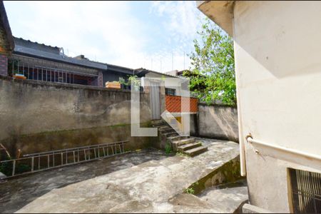 Casa à venda com 360m², 3 quartos e 1 vagaCasa dos fundos