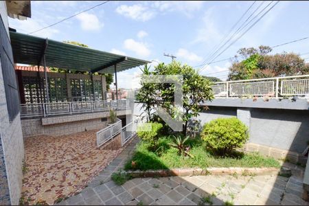 Casa à venda com 360m², 3 quartos e 1 vagaVaranda da casa principal