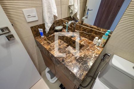 Apartamento à venda com 72m², 2 quartos e 2 vagasBanheiro