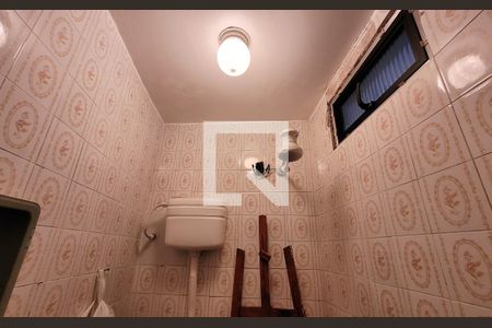 Casa à venda com 249m², 3 quartos e 4 vagasBanheiro