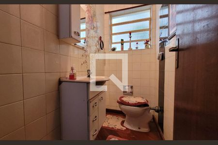 Casa à venda com 249m², 3 quartos e 4 vagasBanheiro