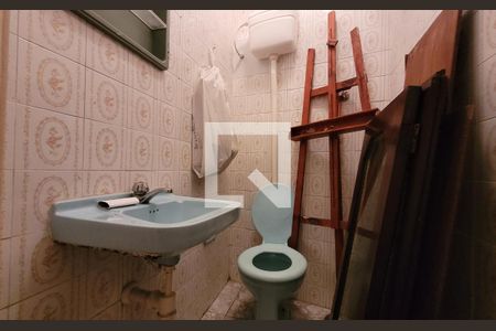 Casa à venda com 249m², 3 quartos e 4 vagasBanheiro