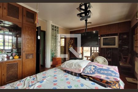 Casa à venda com 249m², 3 quartos e 4 vagasSuíte