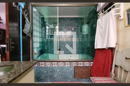 Casa à venda com 249m², 3 quartos e 4 vagasBanheiro da suíte