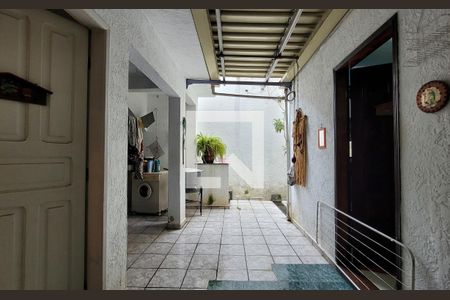 Casa à venda com 249m², 3 quartos e 4 vagasQuintal
