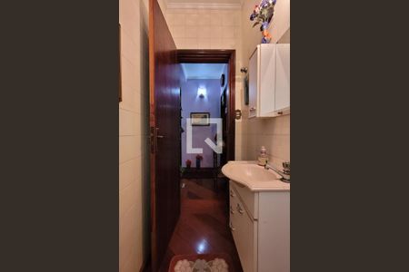 Casa à venda com 249m², 3 quartos e 4 vagasBanheiro