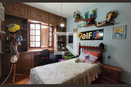 Casa à venda com 249m², 3 quartos e 4 vagasQuarto