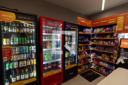 Mini Mercado de apartamento para alugar com 2 quartos, 37m² em Jurubatuba, São Paulo