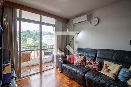 Sala de apartamento para alugar com 3 quartos, 95m² em Santa Rosa, Niterói