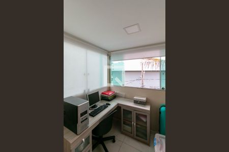 Casa à venda com 160m², 4 quartos e 2 vagas 2 ° andar  Quarto