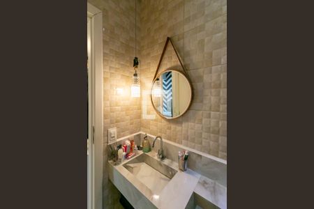 Casa à venda com 160m², 4 quartos e 2 vagas 2 ° andar  Quarto Banheiro 