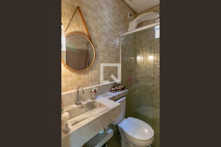 Casa à venda com 160m², 4 quartos e 2 vagas 2 ° andar  Quarto Banheiro 