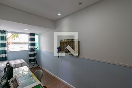 Casa à venda com 160m², 4 quartos e 2 vagasQuarto
