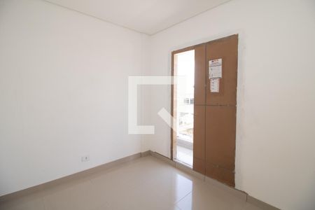 Quarto 1 de apartamento para alugar com 2 quartos, 50m² em Jardim Veronica, São Paulo