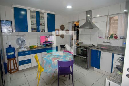 Apartamento para alugar com 173m², 3 quartos e 1 vagaCozinha