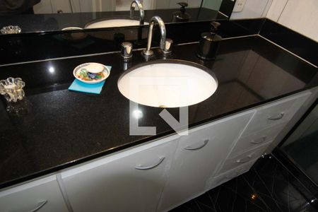 Apartamento para alugar com 173m², 3 quartos e 1 vagaBanheiro do Quarto 2