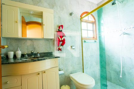 Casa para alugar com 3m², 4 quartos e 4 vagasBanheiro social 2