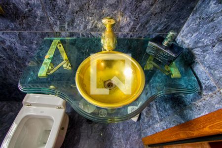 Casa para alugar com 3m², 4 quartos e 4 vagasBanheiro do quarto 1