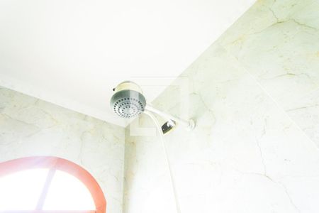 Casa para alugar com 3m², 4 quartos e 4 vagasBanheiro social 2