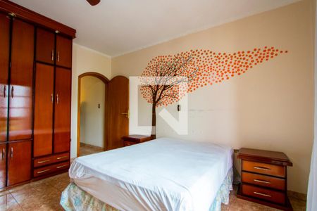 Quarto 1 - Suíte de casa à venda com 4 quartos, 3m² em Jardim Stella, Santo André
