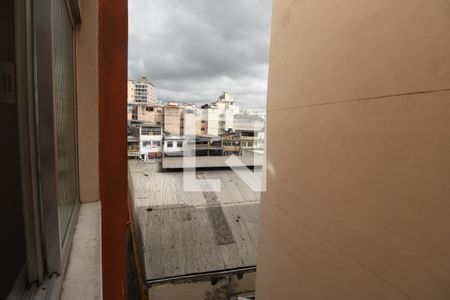 Vista da sala de apartamento para alugar com 1 quarto, 33m² em Méier, Rio de Janeiro