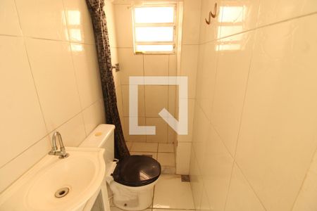 Banheiro de apartamento para alugar com 1 quarto, 33m² em Méier, Rio de Janeiro