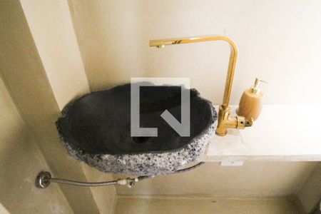 Lavabo de apartamento para alugar com 2 quartos, 98m² em Vila Nova Conceição, São Paulo